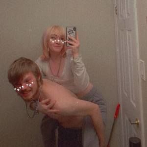 Meet your Posher, Desiree